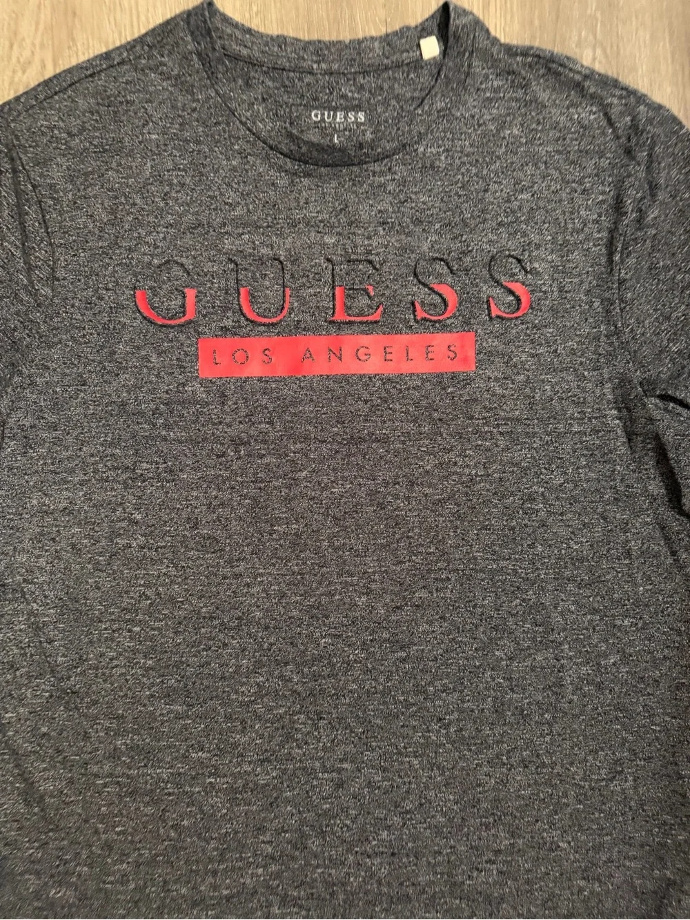 Guess Heather Charcoal Tee with Red Los Angeles Logo - Picture 4 of 6